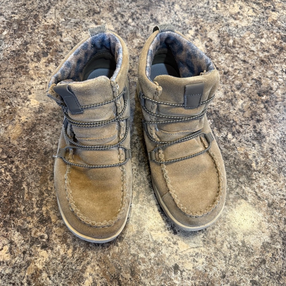Hey Dude Suede Boots women’s size 8
